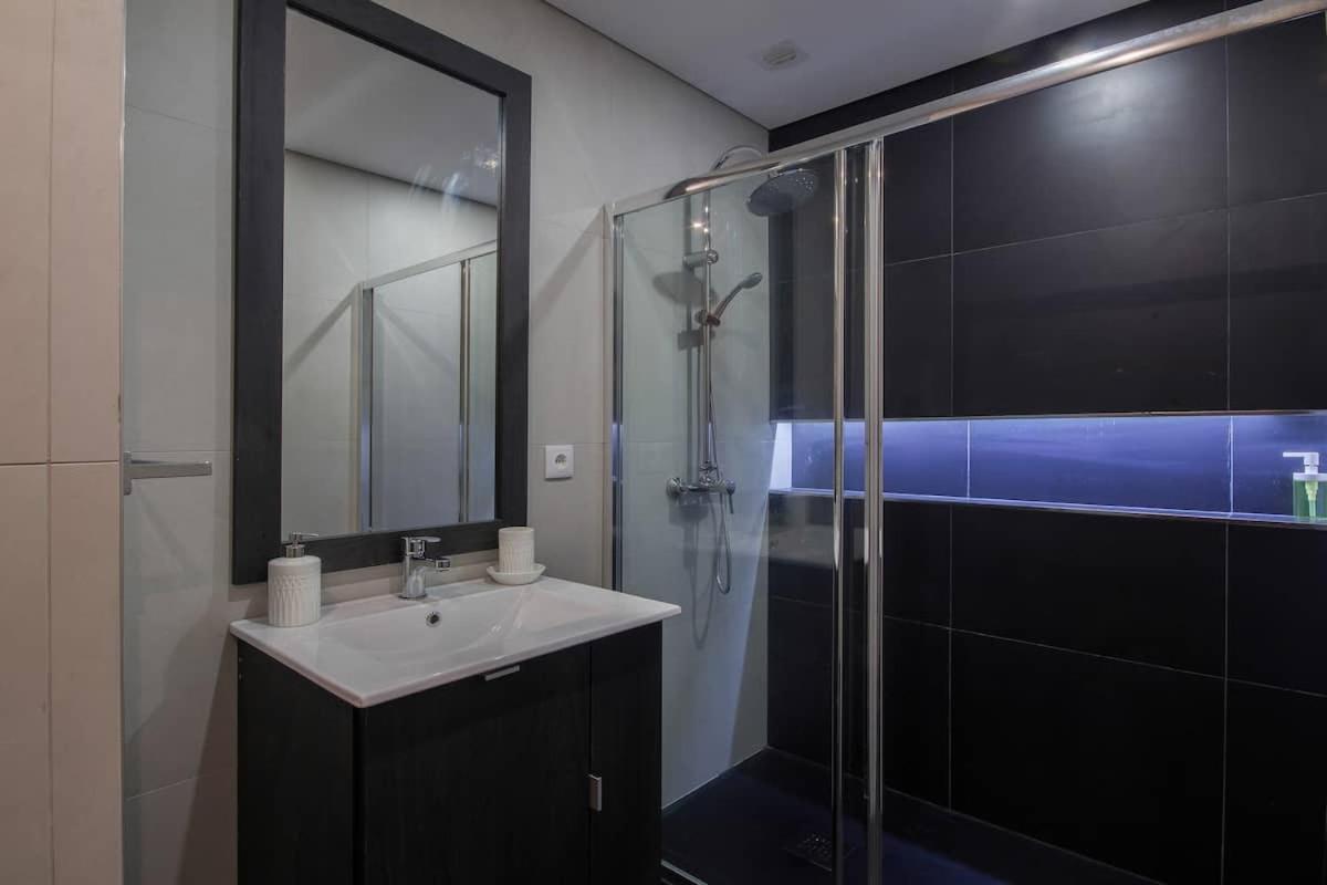406 Gale Center Apartment Wifi, Parking Porto Ngoại thất bức ảnh