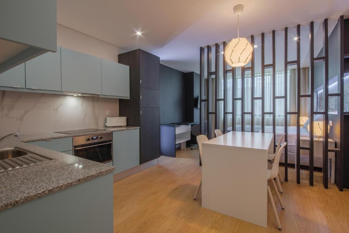 406 Gale Center Apartment Wifi, Parking Porto Ngoại thất bức ảnh